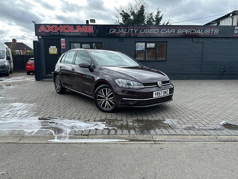 Used VW Golf VII SE 125 HP (91 kW) 2017 Black Hatchback
