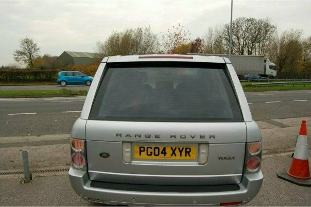 Używany Land Rover Range Rover 174 KM (127 kW) 2004 SUV