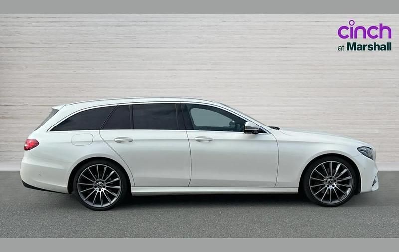 Used Mercedes E200 AMG Line Premium Plus 184 HP (135 kW) 2018 White Estate