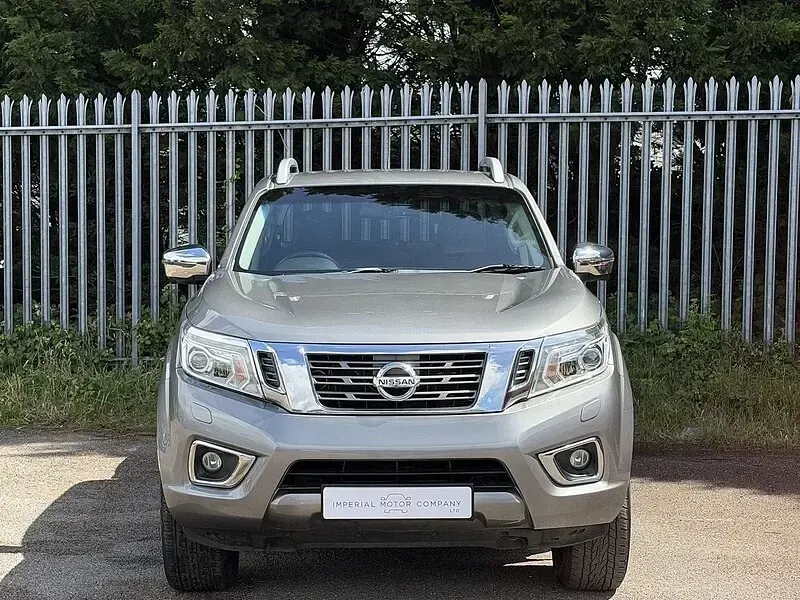 Used Nissan Navara Tekna 2017 Grey Pickup