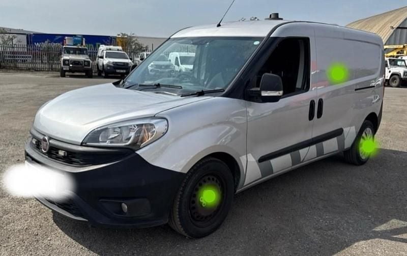 Silver Used 2017 Fiat Doblò MPV | £2,495 (Super price) - Image 1/4