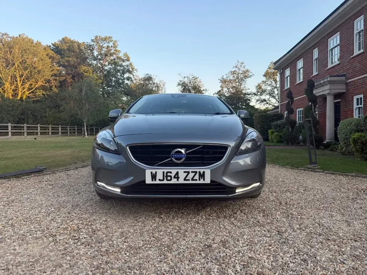 Used Volvo V40 SE Lux 2014 Grey Hatchback