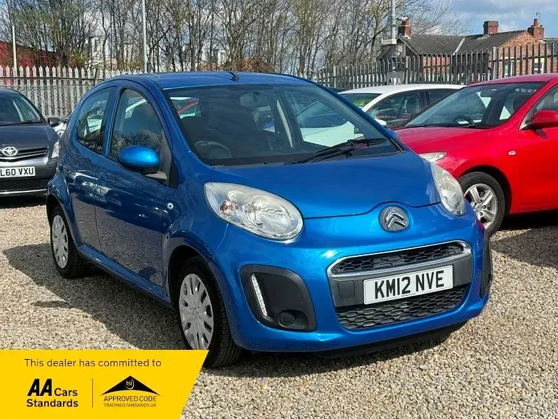 Usado Citroën C1 VTR Sport 68 CV (50 kW) 2012 Azul Utilitario