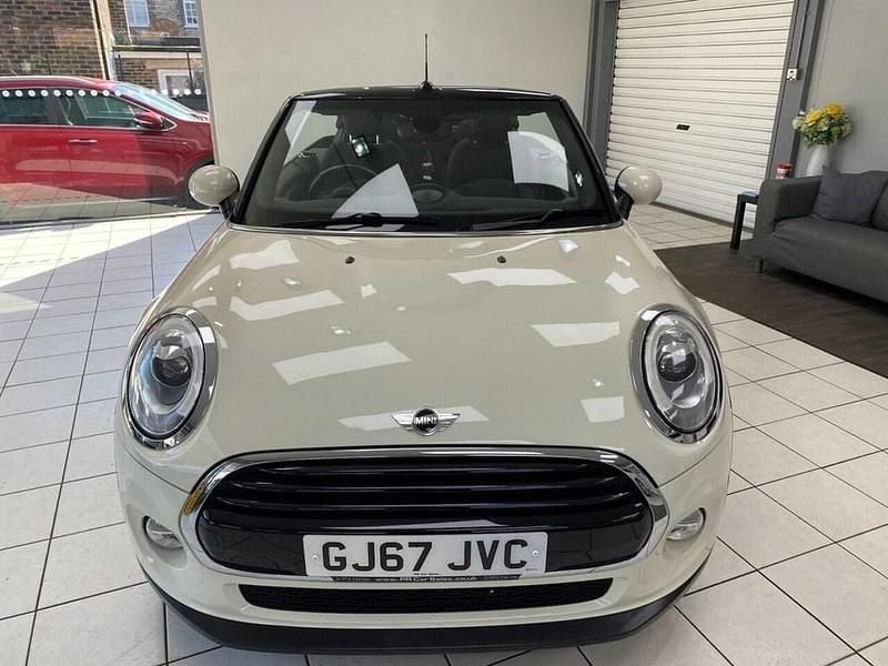 Used Mini Cooper Cabriolet 136 HP (100 kW) 2017 White Cabriolet