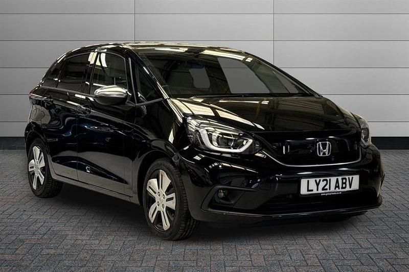 Used Honda Jazz Hybrid 109 HP (80 kW) 2021 Crystal black Hatchback