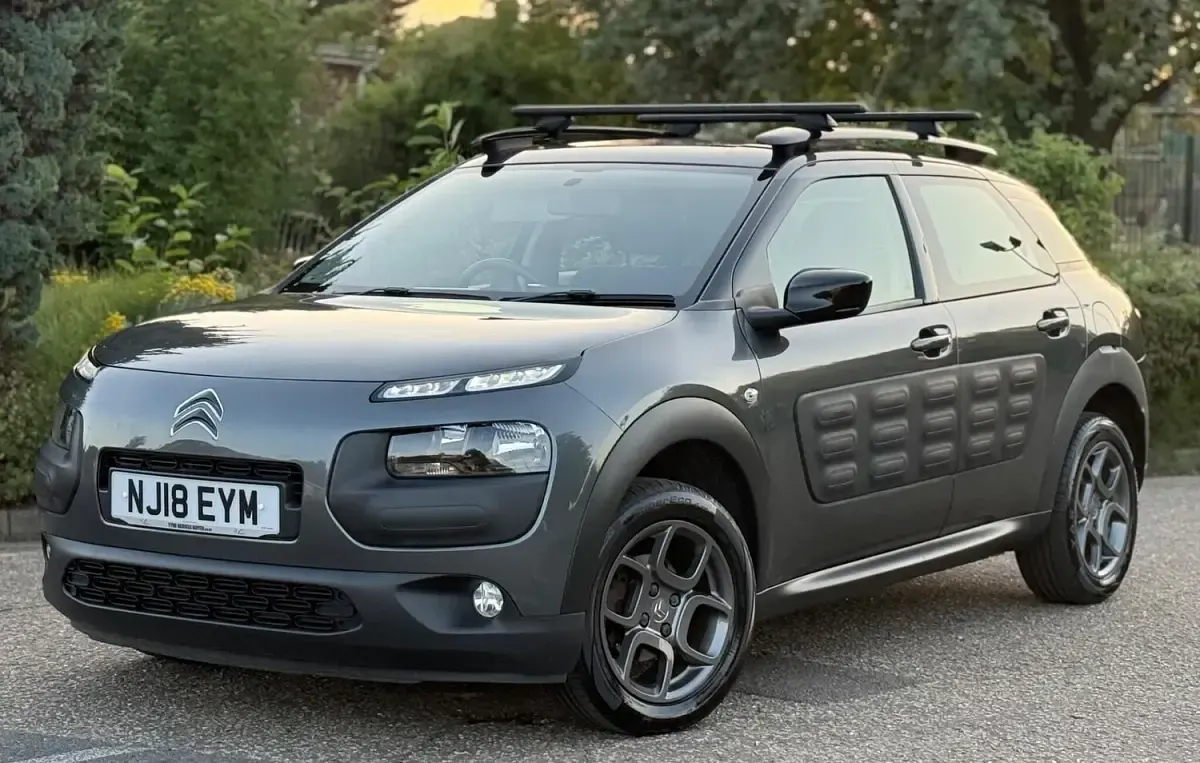 Used Citroën C4 Cactus Feel 98 HP (72 kW) 2018 Grey Hatchback
