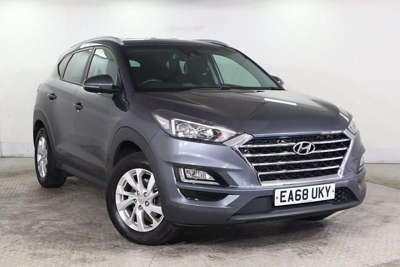 Used Hyundai Tucson SE 132 HP (97 kW) 2018 Grey SUV