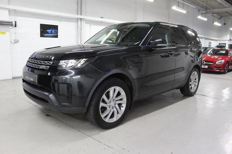 Used Land Rover Discovery 5 S 2018 Black SUV