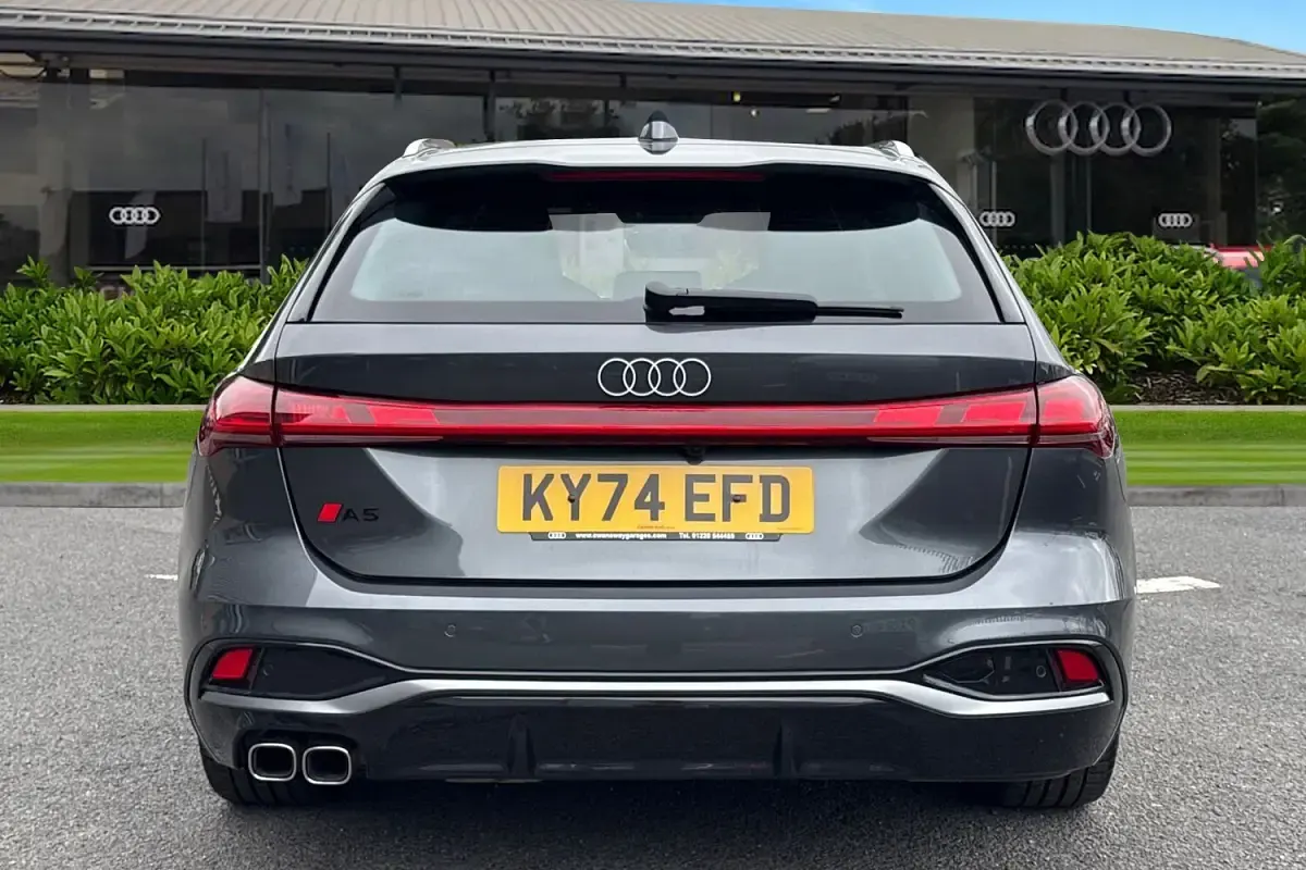 Used Audi A5 Comfort 204 HP (150 kW) 2024 Grey Estate