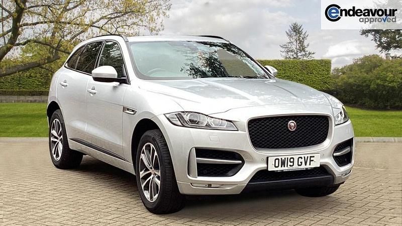 Second-hand Jaguar F-Pace R-Sport 300 CP (220 kW) 2019 Argintiu SUV
