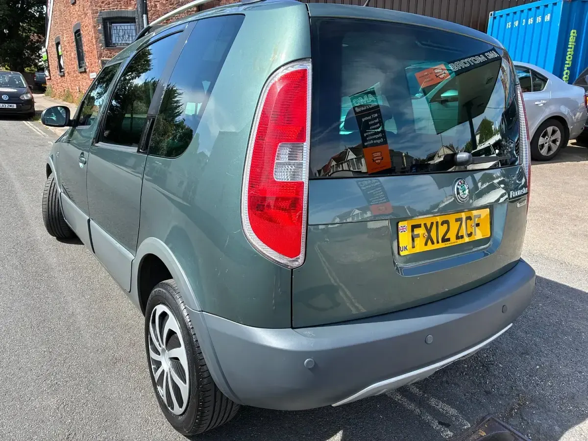 Used Skoda Roomster 2012 Green MPV