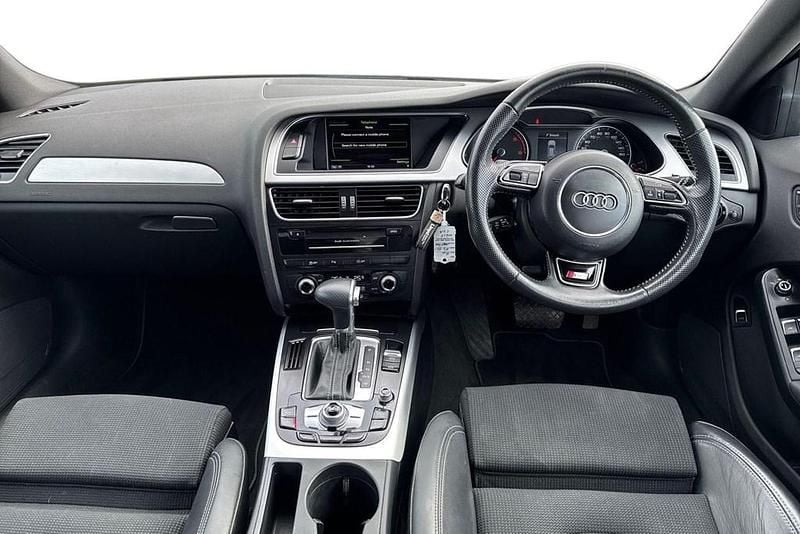 Begagnad Audi A4 S-Line 150 HK (110 kW) 2015 Silver Kombi