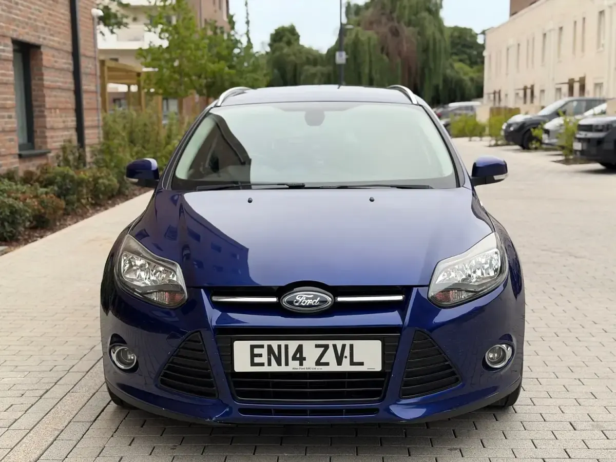Used Ford Focus Titanium 125 HP (91 kW) 2014 Blue Estate