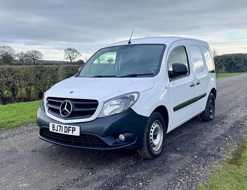 Used Mercedes Citan 109 94 HP (69 kW) 2021 White