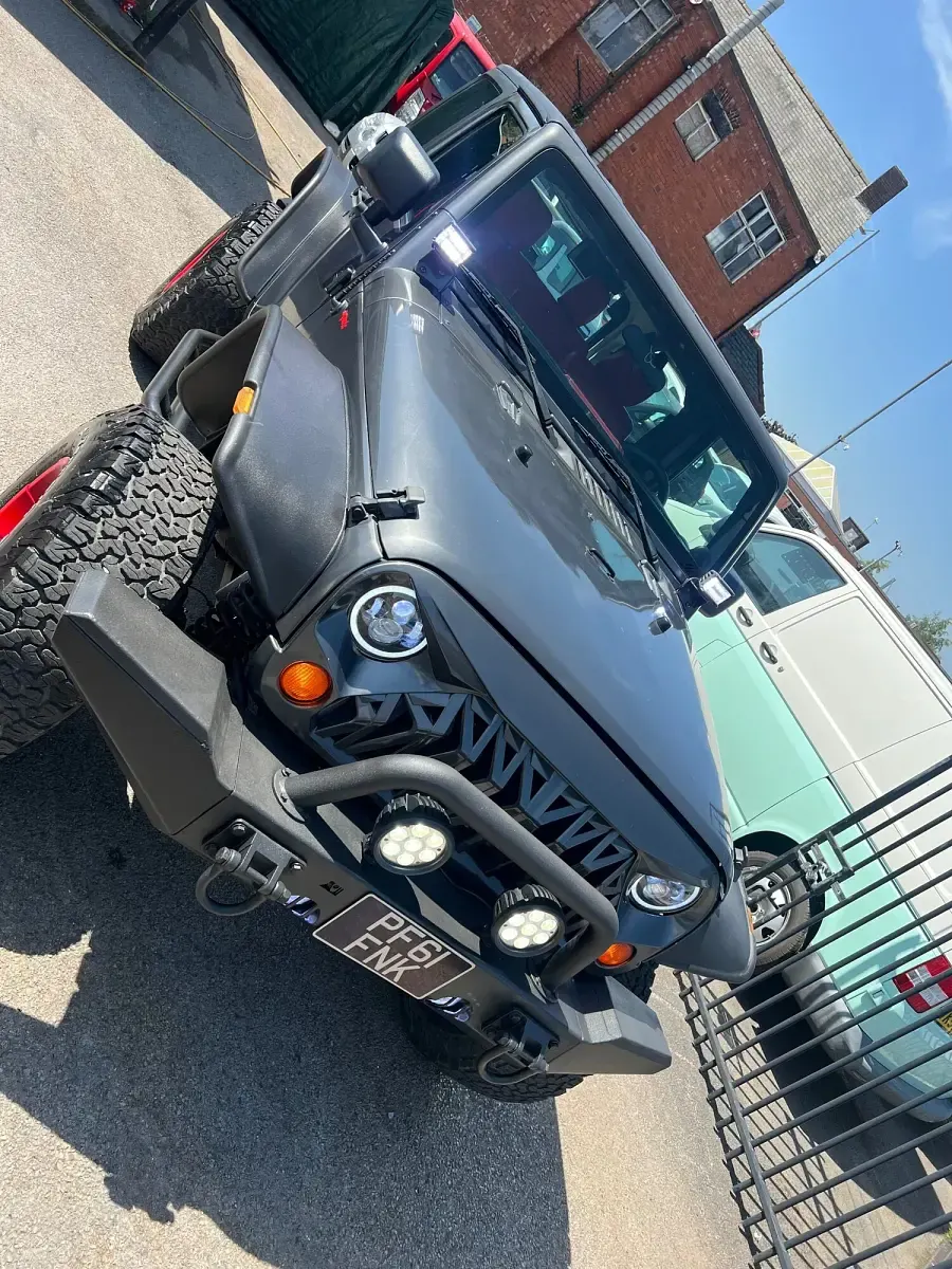 Used Jeep Wrangler Rubicon 290 HP (213 kW) 2026 Grey SUV