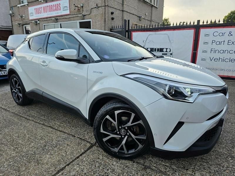 White Used 2018 Toyota C-HR Design SUV | £14,500 (Fair price) - Image 1/4
