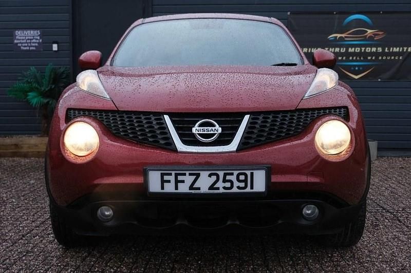 Used Nissan Juke Acenta 117 HP (86 kW) 2011 Red SUV