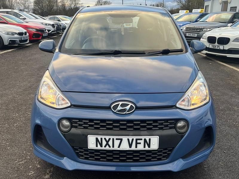 Used Hyundai i10 SE 66 HP (48 kW) 2017 Blue Hatchback