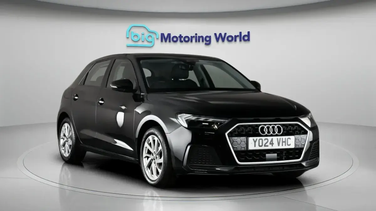 Used Audi A1 Sportback Sport 95 HP (69 kW) 2024 Black Hatchback