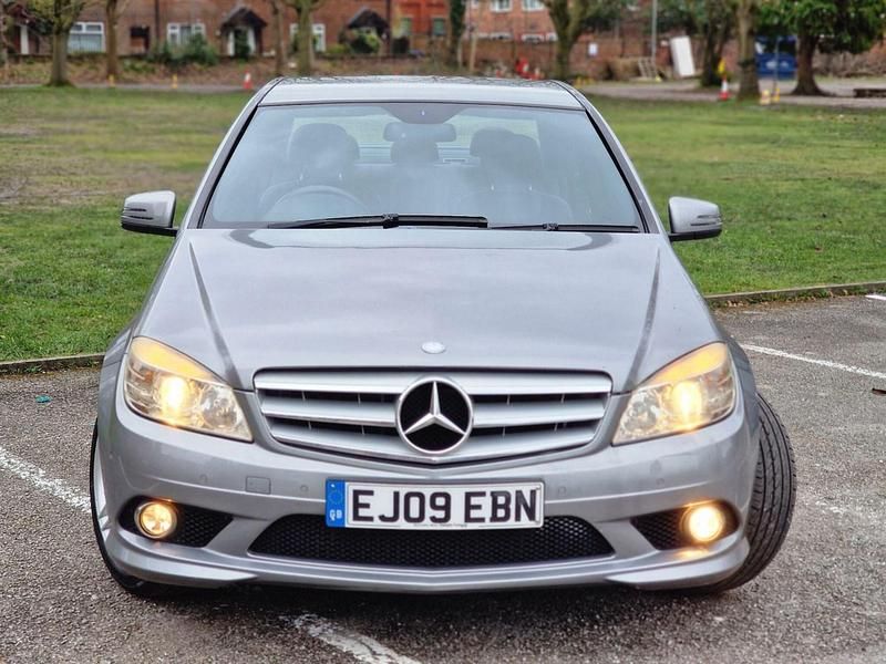 Begagnad Mercedes C220 2009 Silver Sedan