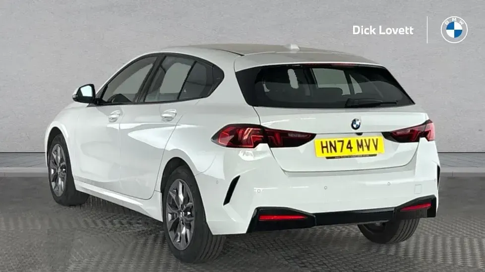 Used BMW 120 Sport Line 168 HP (123 kW) 2025 White Hatchback