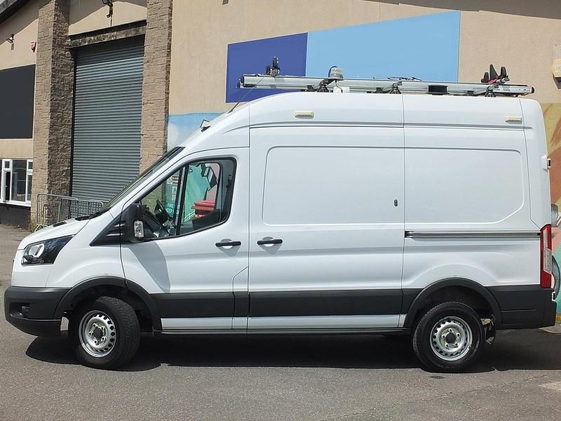 Used Ford Transit 170 HP (125 kW) 2019 White Van