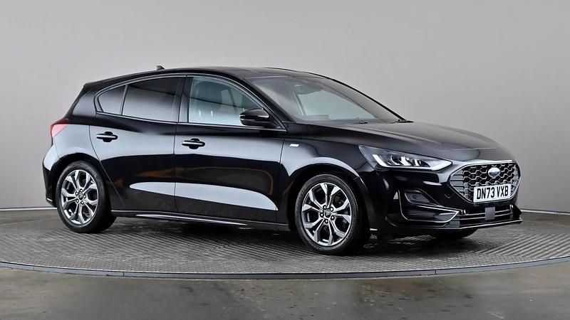 Black Used 2023 Ford Focus ST-Line Hatchback | £14,698 (Fair price) - Image 1/4
