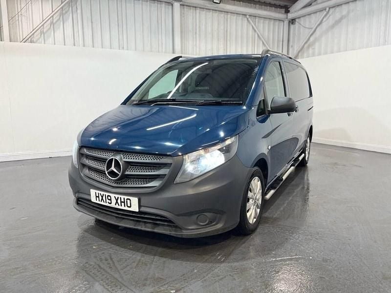 Used Mercedes Vito 114 HP (83 kW) 2019 Blue Van