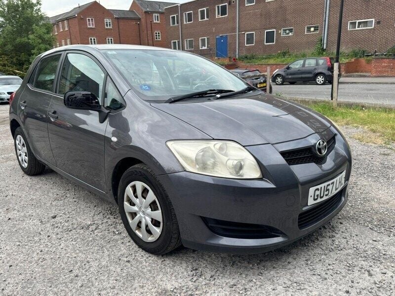 Grey Used 2007 Toyota Auris T2 Hatchback | £1,590 (Fair price) - Image 1/4