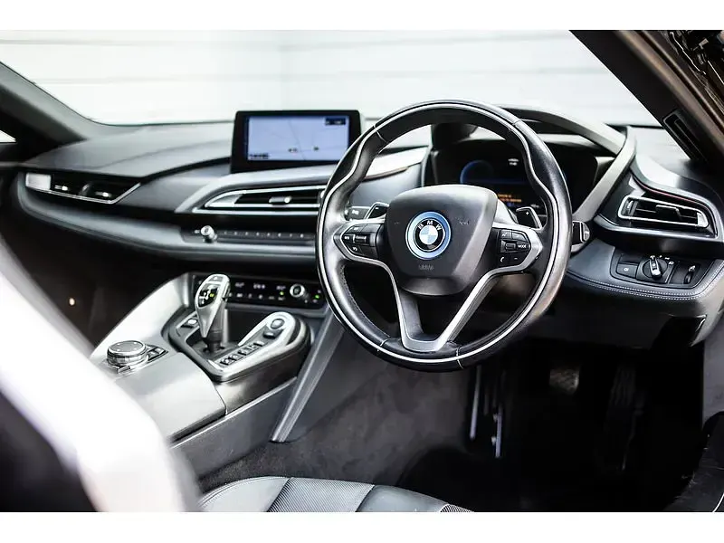 Used BMW i8 Performance 362 HP (266 kW) 2015 Blue Coupe