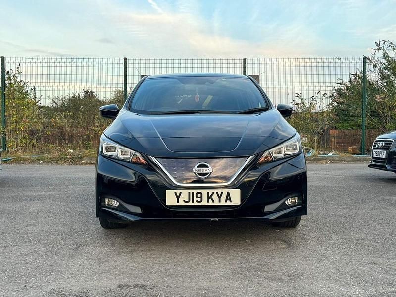 Black Used 2024 Nissan Leaf N-Connecta Hatchback | £6,995 (Super price) - Image 1/4