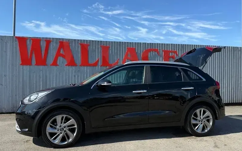 Used Kia Niro First Edition 141 HP (103 kW) 2017 Black SUV