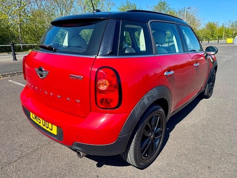Begagnad Mini Cooper 2015 Röd Halvkombi