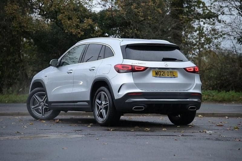 Used Mercedes GLA250 Exclusive 2021 Silver SUV