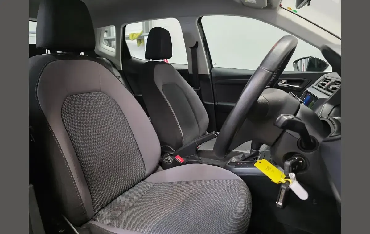 Begagnad Seat Arona SE Technology 108 HK (79 kW) 2021 Svart SUV