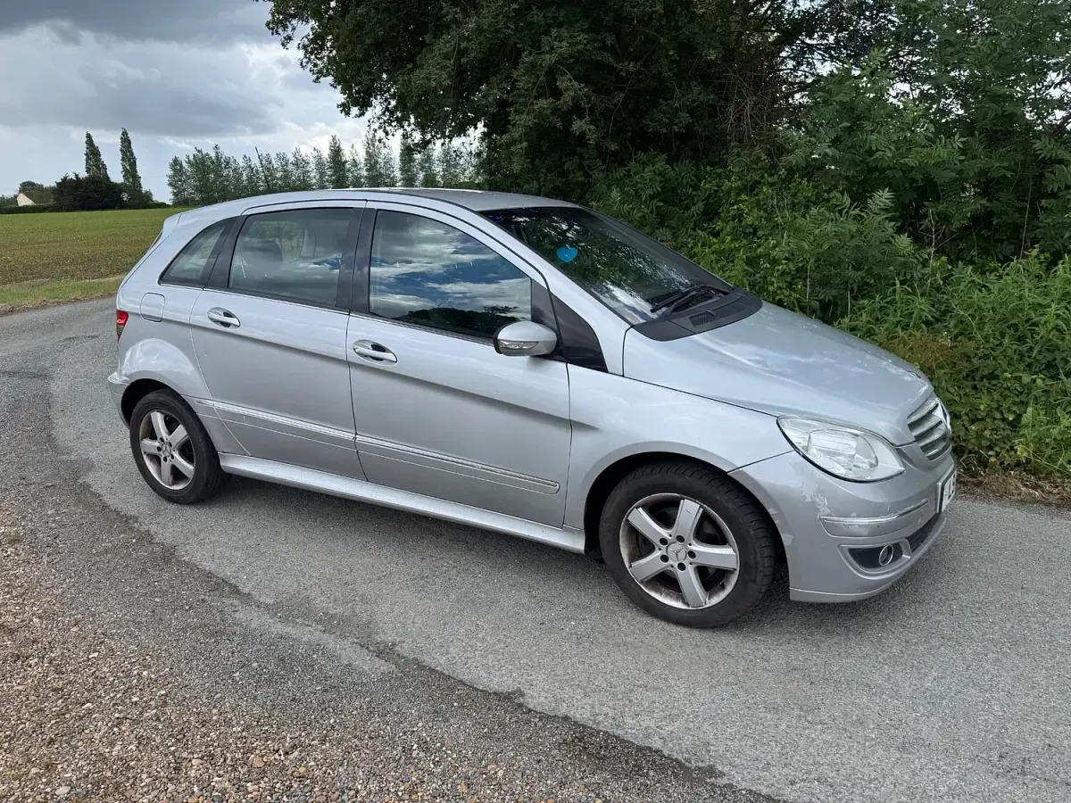 Used Mercedes B180 SE 2006 Silver MPV