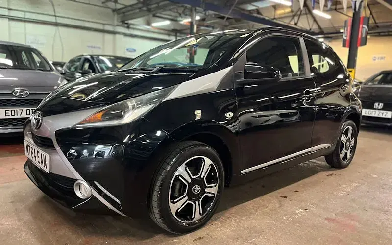 Used Toyota Aygo X-clusiv 69 HP (50 kW) 2015 Hatchback