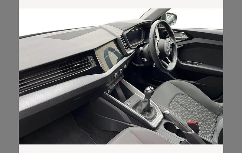 Used Audi A1 Sport 95 HP (69 kW) 2019 Blue SUV