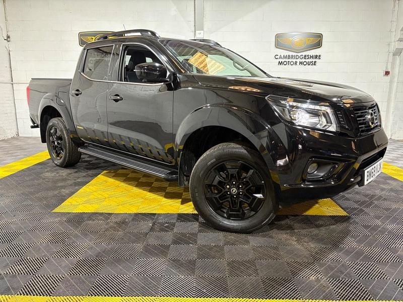 Used Nissan Navara N-Guard 190 HP (139 kW) 2019 Black Pickup