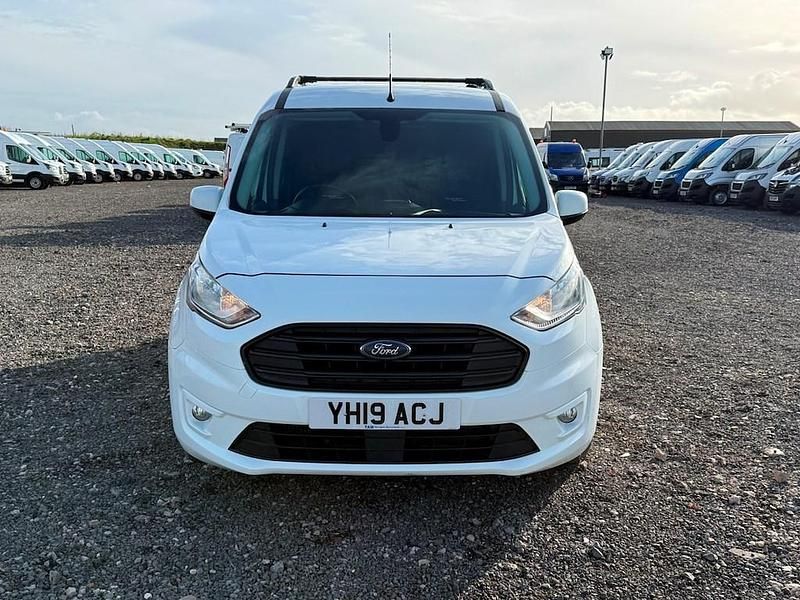 Used Ford Transit Connect Limited 120 HP (88 kW) 2019 White MPV