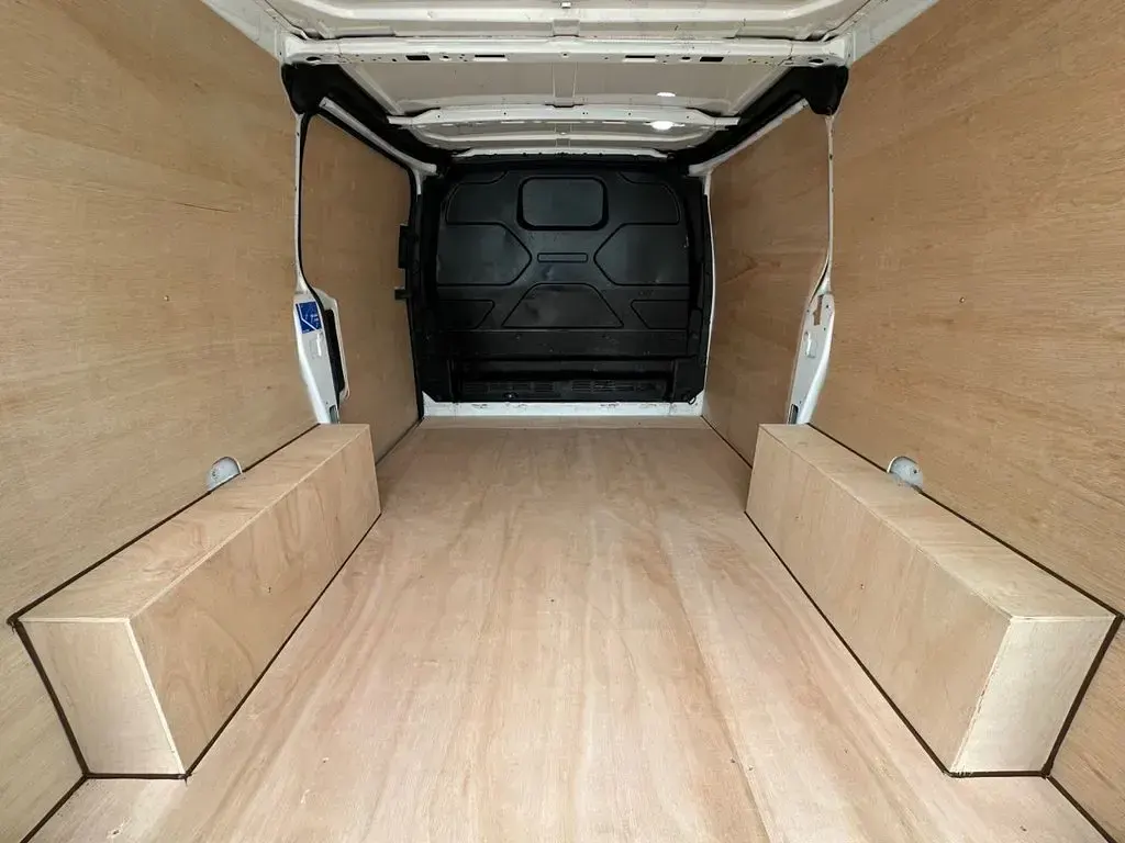 Usado Ford Transit Custom Limited 130 CV (95 kW) 2021 Blanco Van