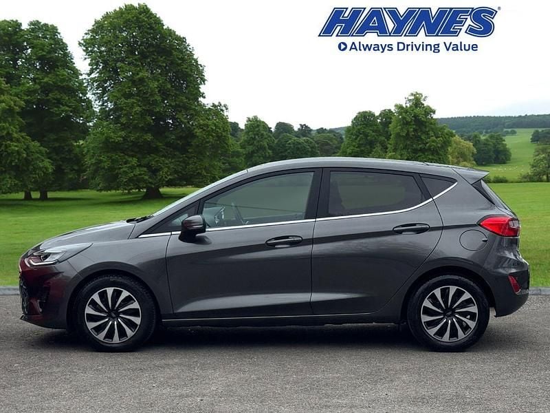 Used Ford Fiesta Titanium 125 HP (91 kW) 2024 Grey Hatchback