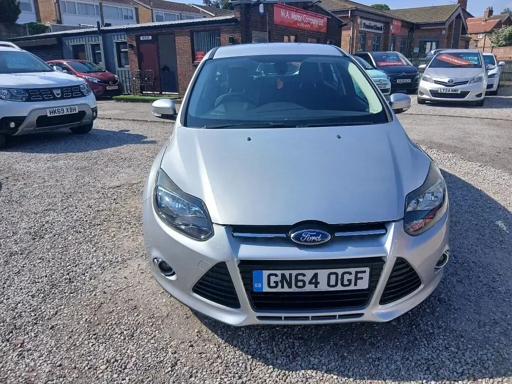 Used Ford Focus Titanium 125 HP (91 kW) 2014 Silver Hatchback