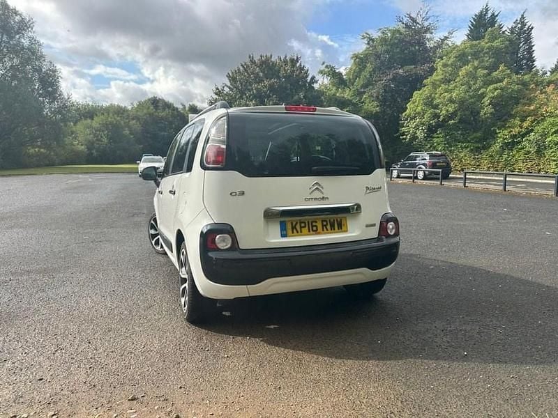 Used Citroën C3 Picasso Platinum 100 HP (73 kW) 2016 White MPV