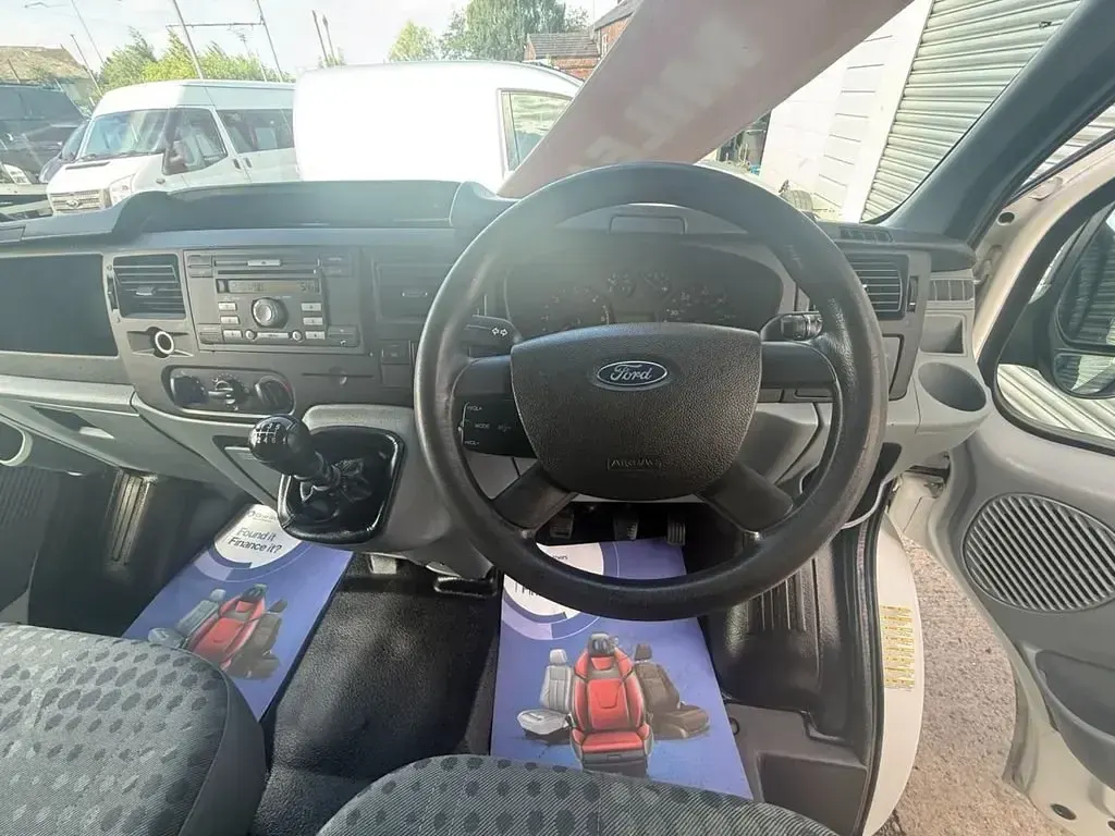 Używany Ford Transit 100 KM (73 kW) 2014 Biały Van