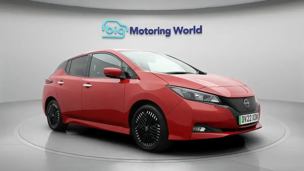 Used Nissan Leaf N-Connecta 110 kW (150 HP) 2022 Hatchback