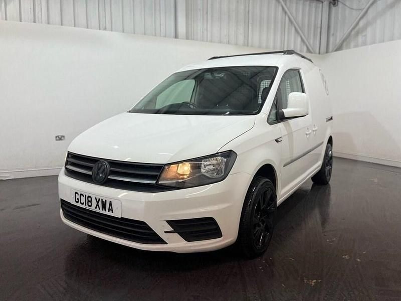 Usado VW Caddy Trendline 102 HP (75 kW) 2018 Branco Monovolume