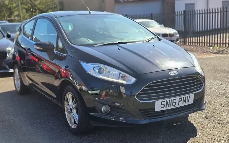 Used Ford Fiesta Zetec 82 HP (60 kW) 2016 Hatchback