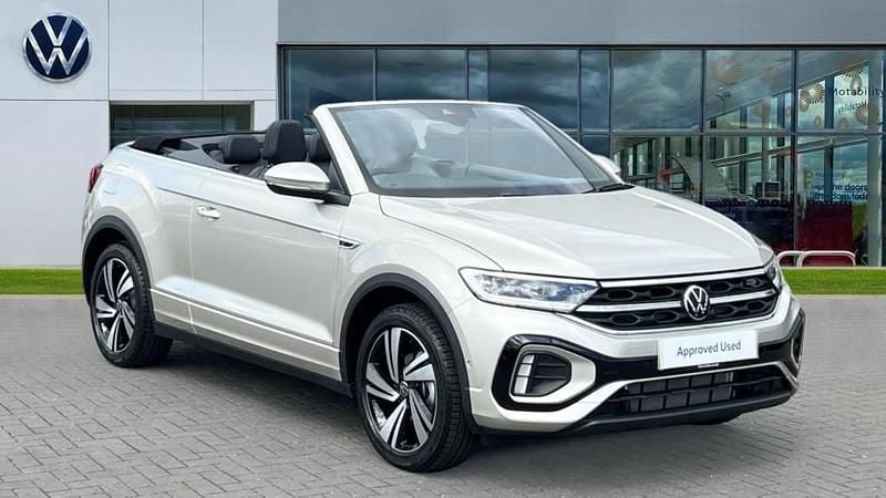 Ivory silver metallic black New 2025 VW T-Roc R-line SUV | £34,610 - Image 1/4