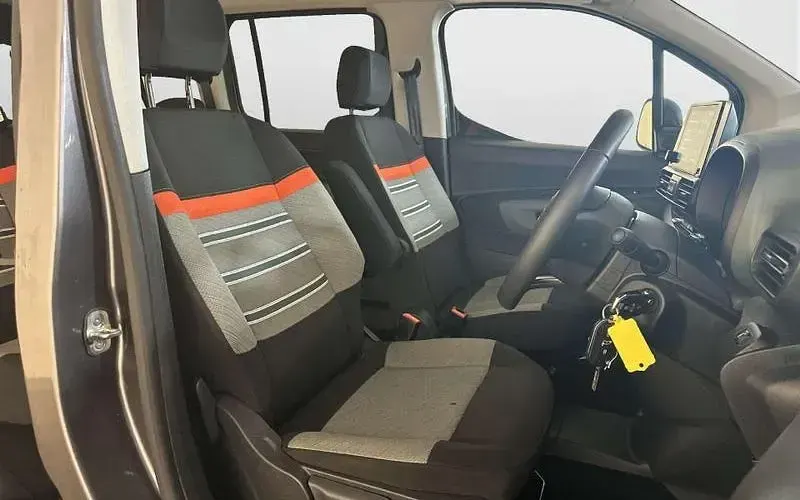 Used Citroën e-Berlingo XTR 100 kW (136 HP) 2023 Grey MPV